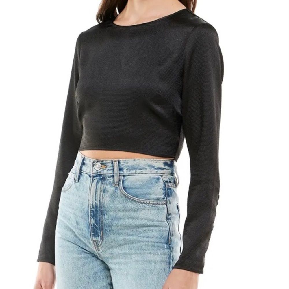 Wayf Natural Instincts Open Lace Up Back Top Black Small NWT